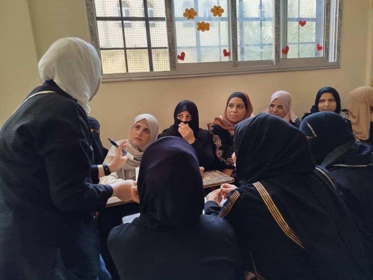 دعم وتمكين المرأة